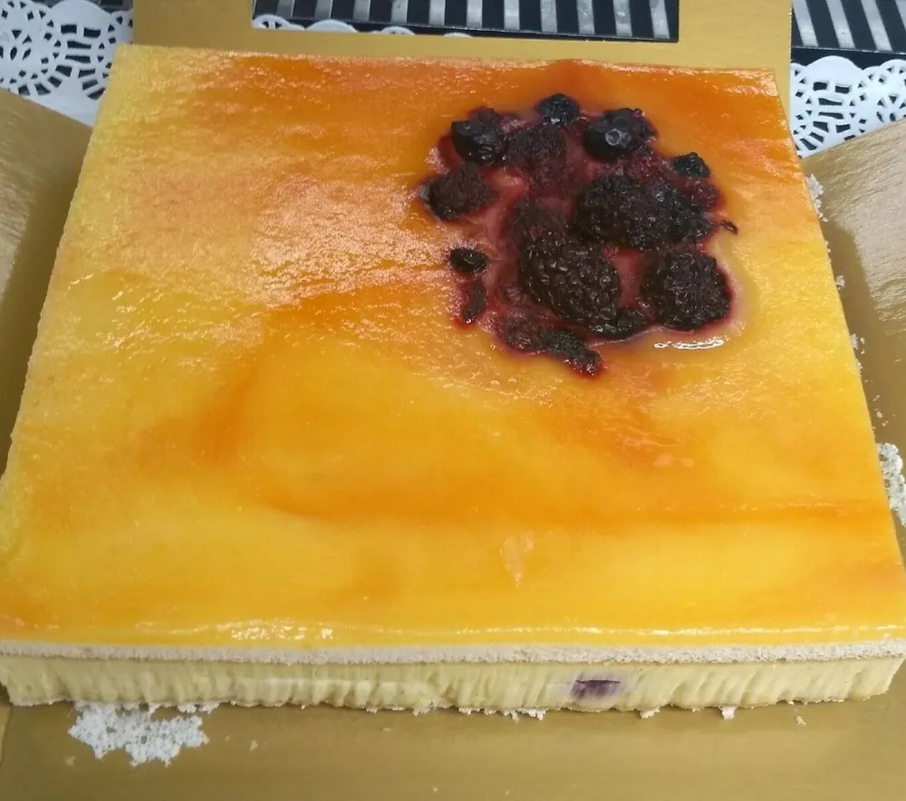Tarta carré de vainilla y frutos rojos
