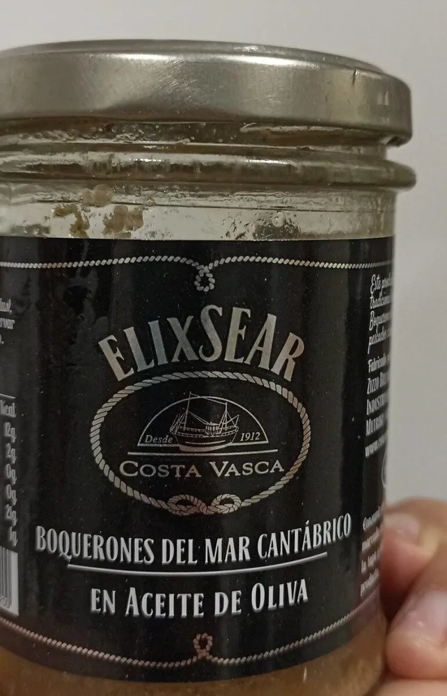 Boquerones del mar Cantábrico