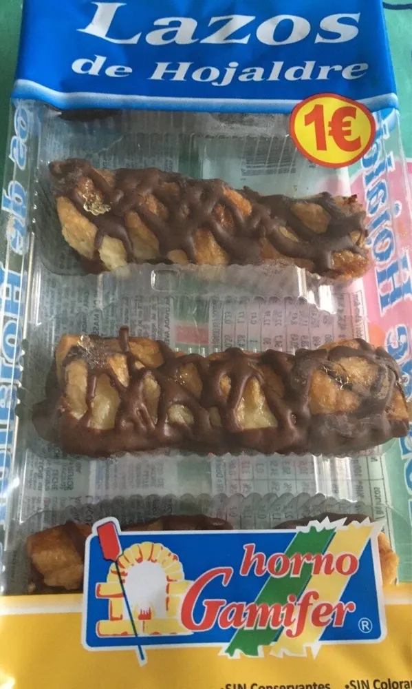 Lazos de hojaldre