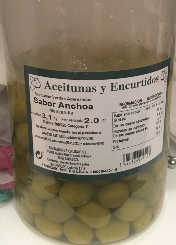 Aceitunas y encurtidos sabor anchoa