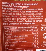 Queso de mezcla semicurado untado con pimentón