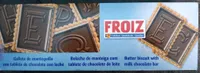 Galleta de mantequilla con tablette de chocolate con leche