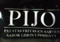 Patatas fritas en sarten sabor limón y pimienta