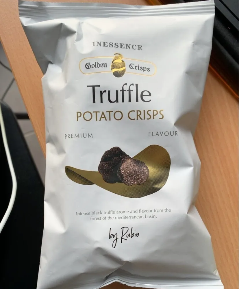 Truffle potato crips
