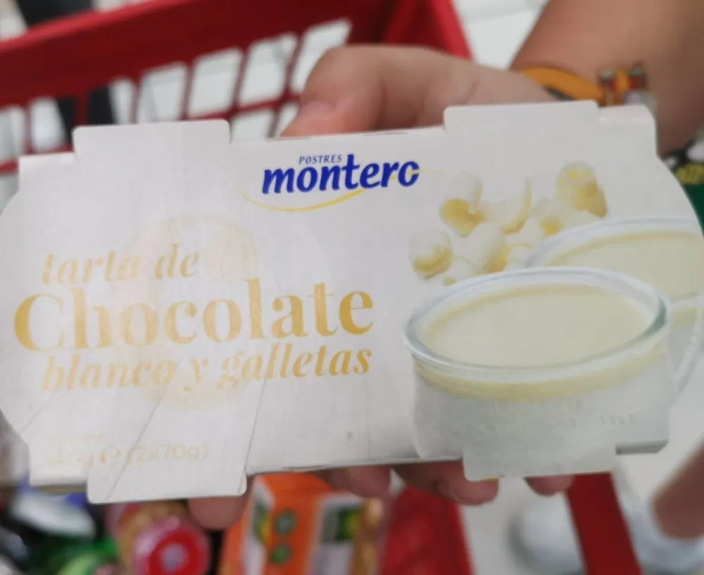 Tarta de chocolate blanco y galletas