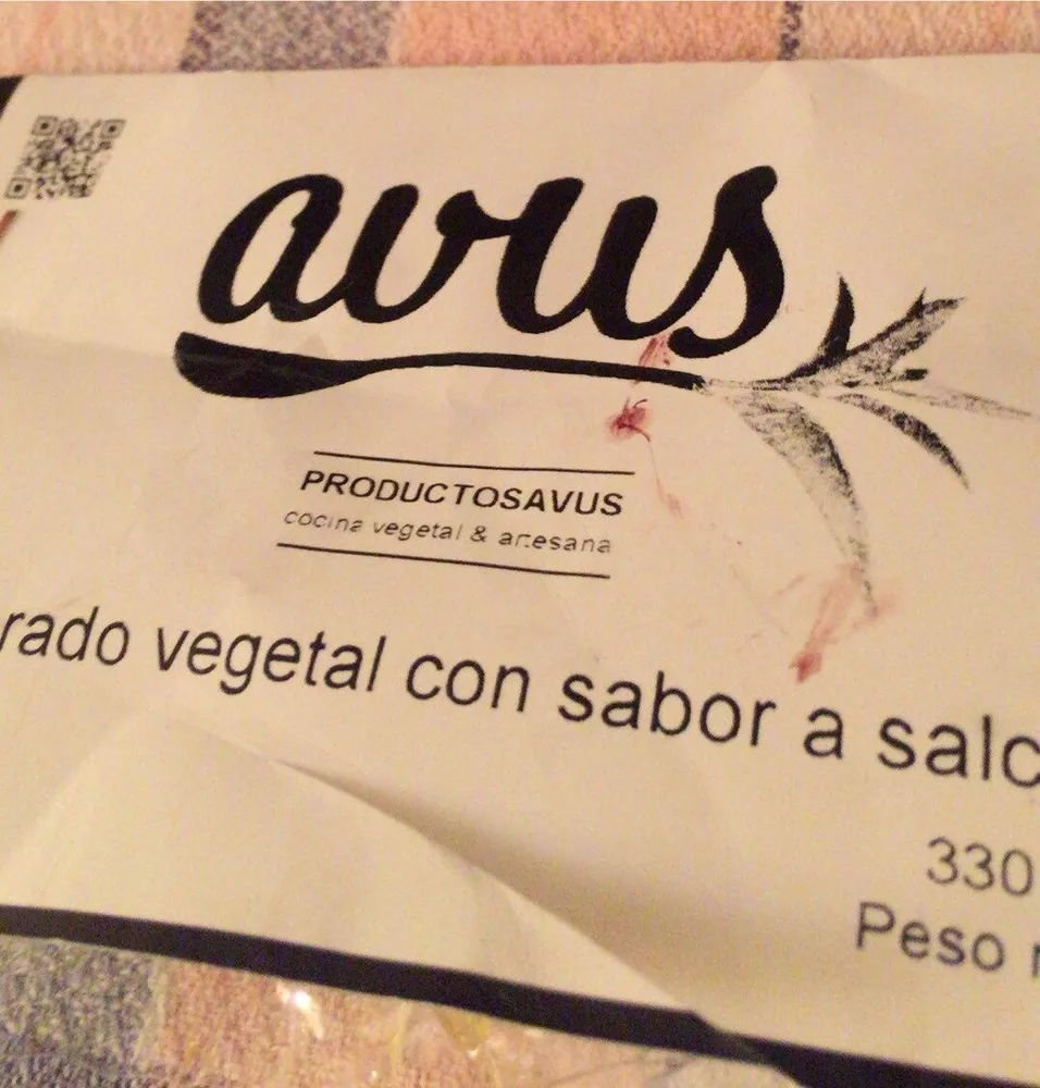 Preparado vegetal con sabor salchicha