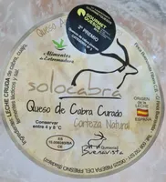 Queso curado de cabra en aceite de oliva