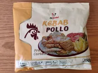 Kebab de pollo precocinado y cortado