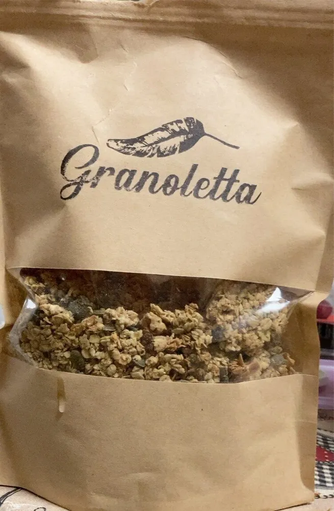 Granola de te matcha y arandanos