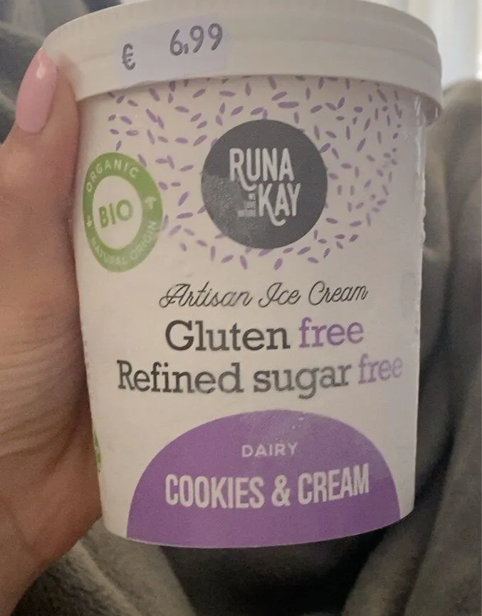 Cookies and cream artisan ice cream