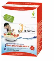 Light nova, porridge de avena, fresa y chocolate blanco