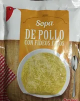 Sopa de pollo con fideos finos