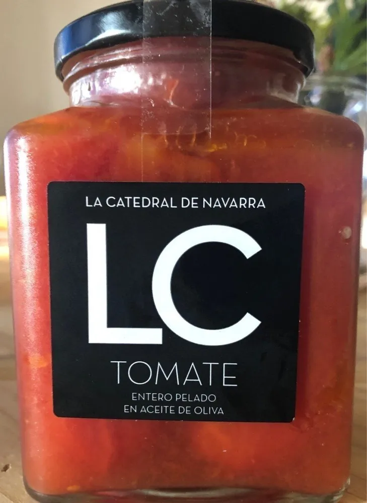 Tomate entero pelado en aceite de oliva