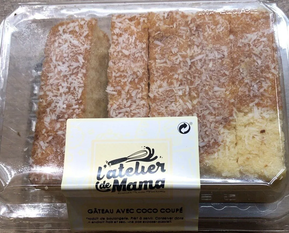 Gateau avec coco coupé