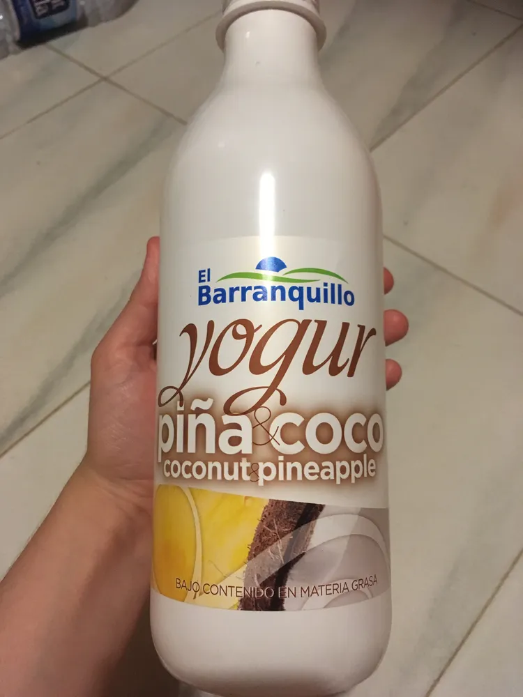 Yogur piña coco