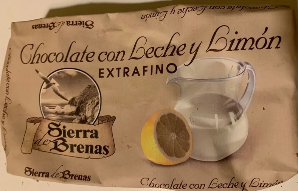Chocolate con leche y limón
