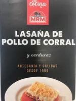 Lasaña de pollo de corral con verduras