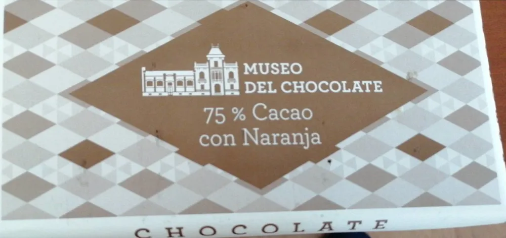 Chocolate 75% con naranja