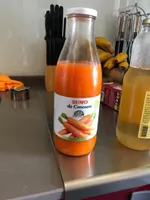 Zumo de zanahoria ecologico