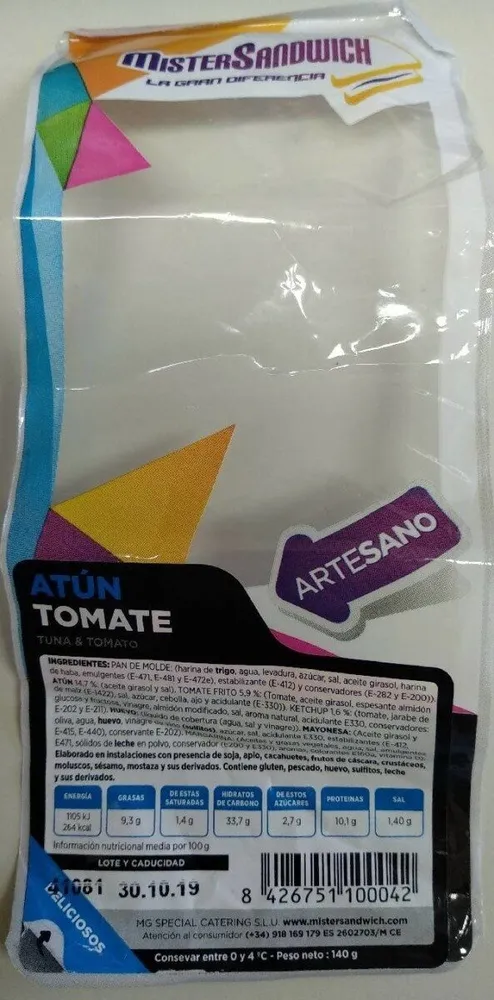 Atún con tomate
