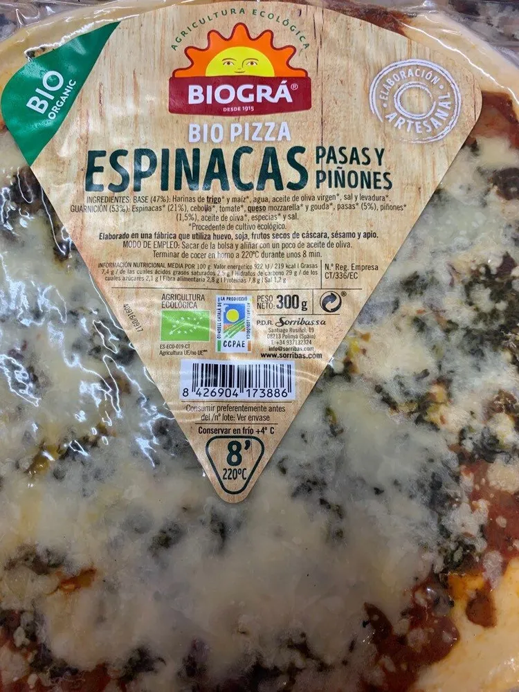 BIO PIZZA espinacas, pasas y piñones