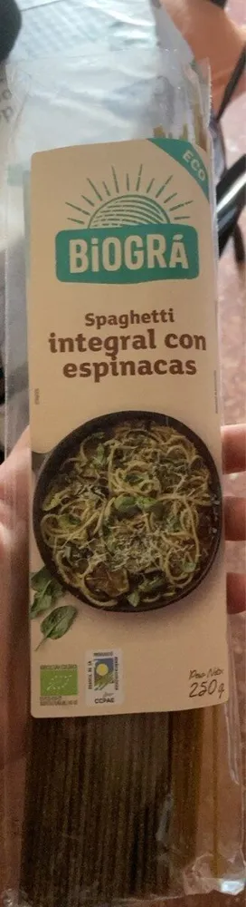 Spaghetti integral con espinacas