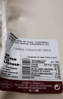 Cabeza curada de cerdo