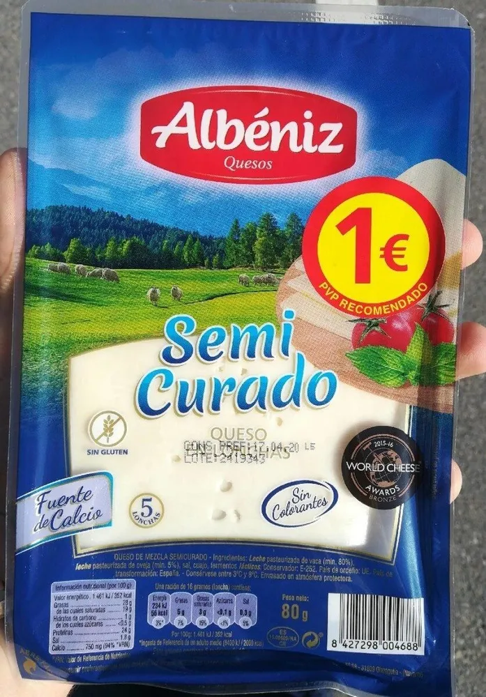 Queso semicurado envasado