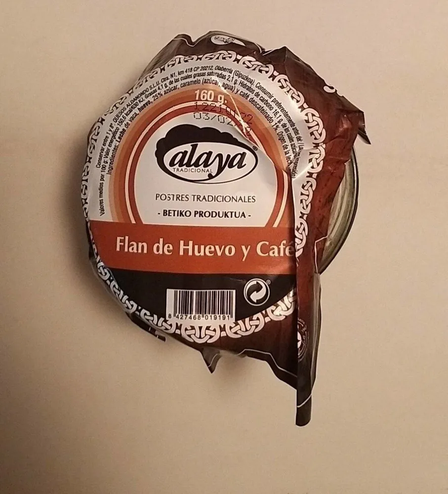 Flan de huevo y café