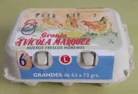 Huevos frescos morenos