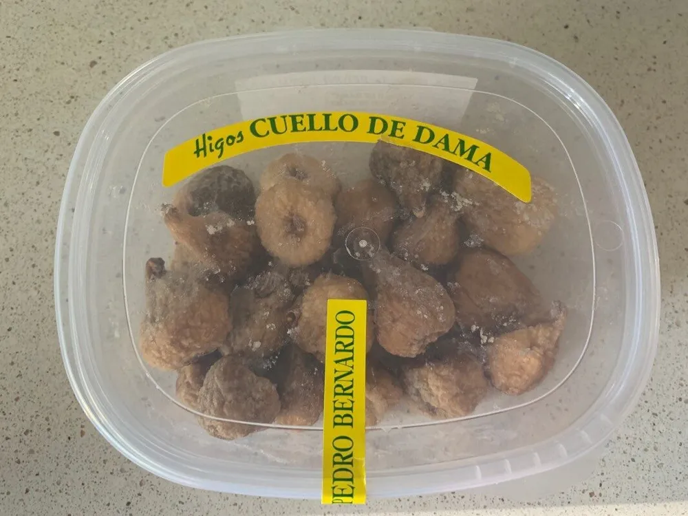 Higos secos cuello de dama