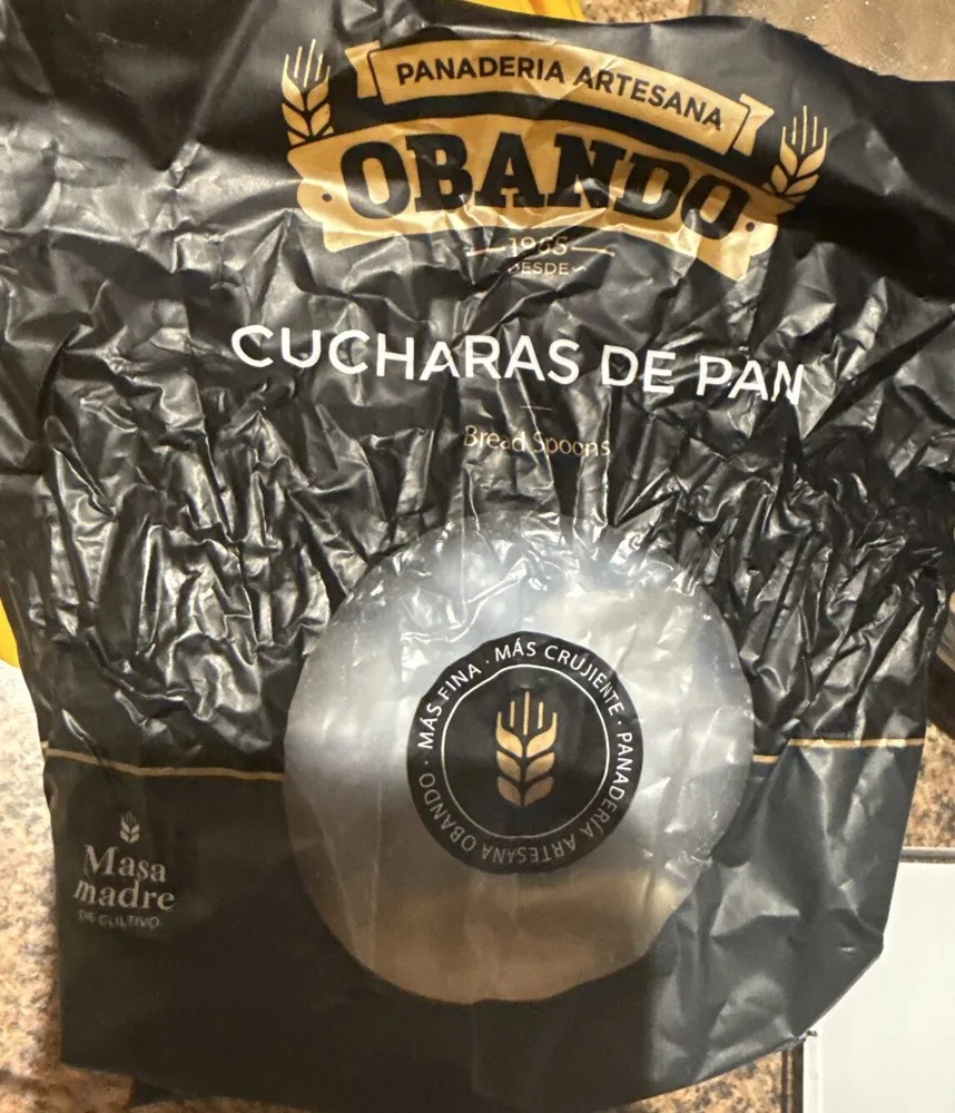 Cucharas de Pan by Obando