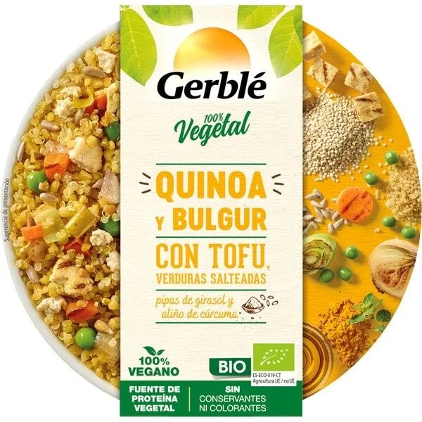 Quinoa y bulgur con tofu y verduras salteadas