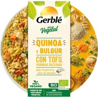 Quinoa y bulgur con tofu y verduras salteadas
