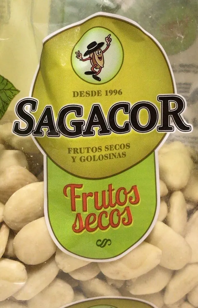 Almendra Cruda