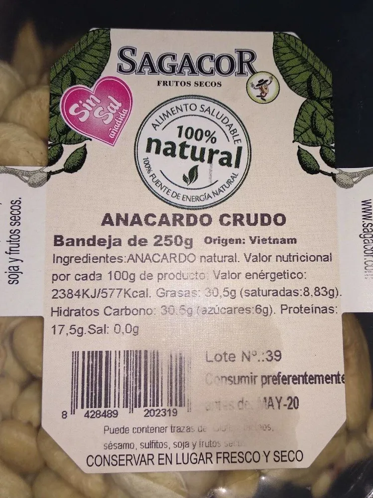 Anacardo crudo