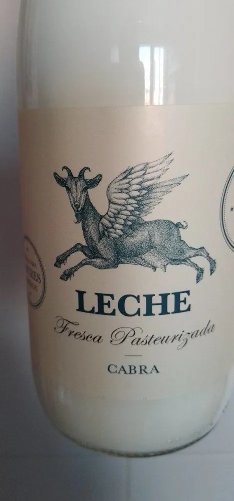 Leche Fresca de Cabra
