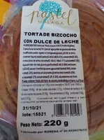 Torta de bizcocho con dulce de leche