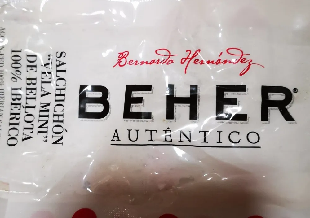 Salchichón de bellota beher