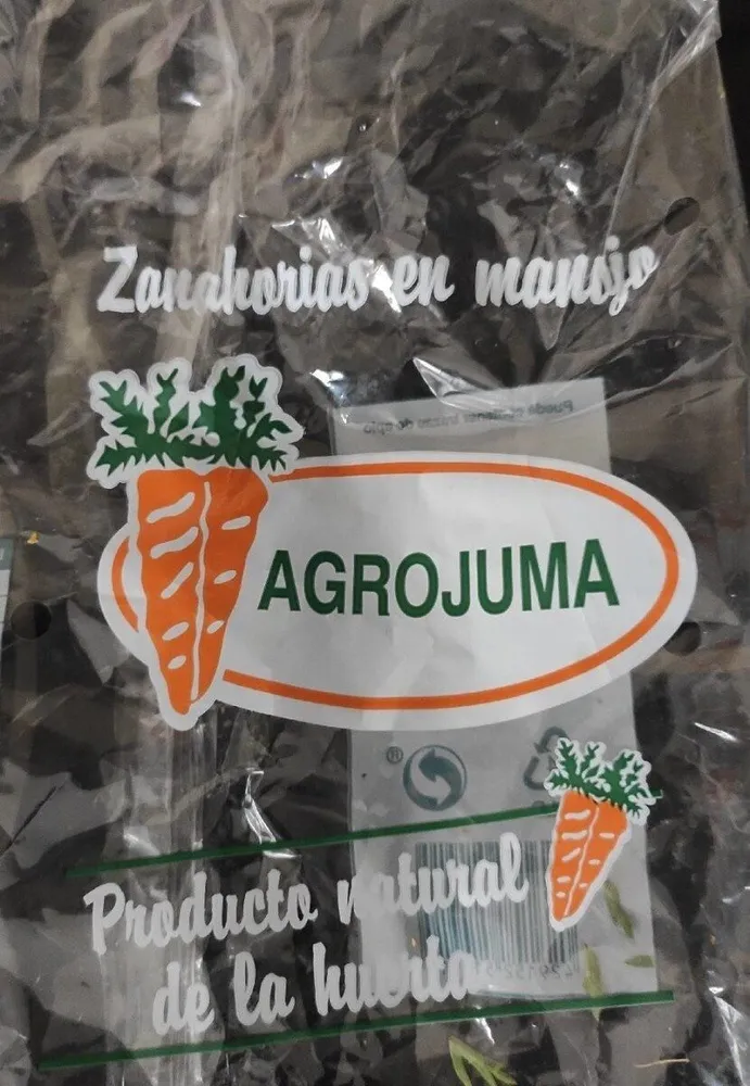 Zanahorias en manojo