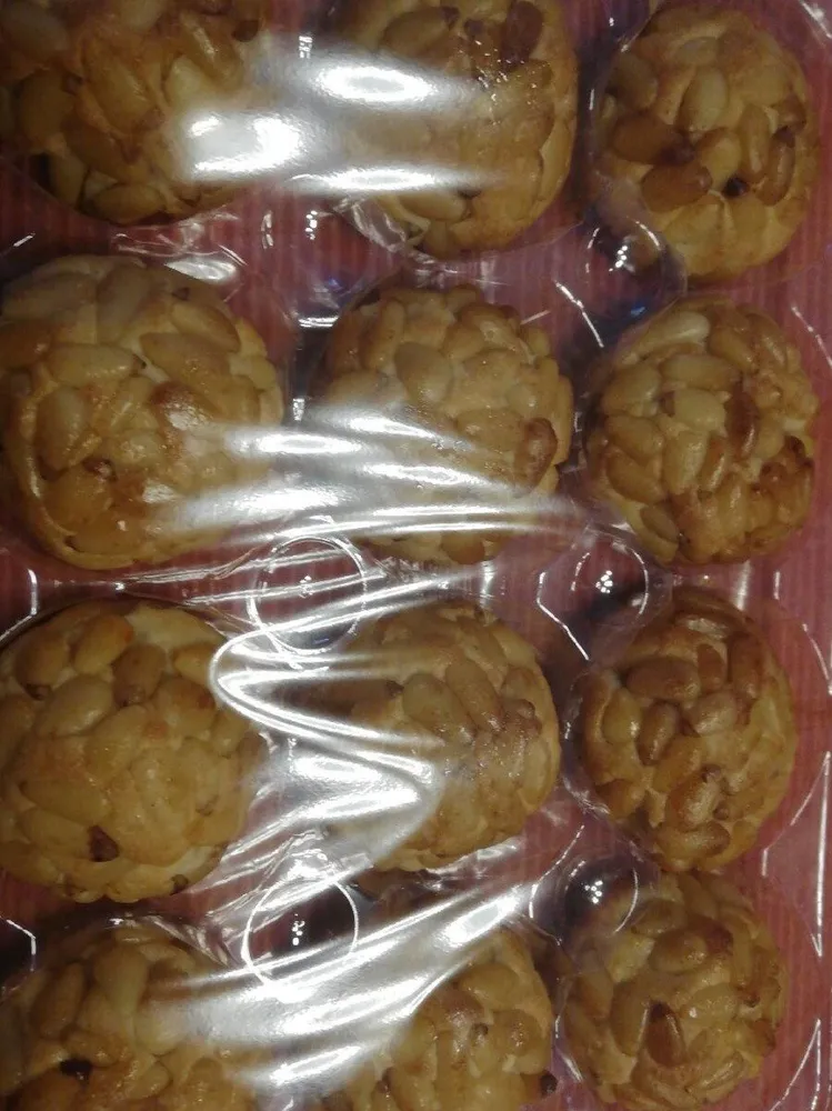 Panellets de pinyó