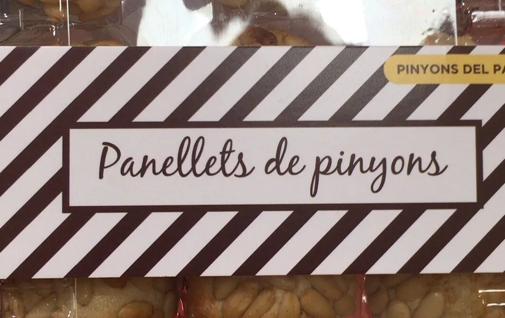 Panellets de pinyons