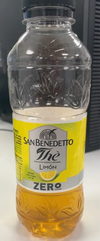SANBENEDETTO The CON AGUA MINERAL NATURAL LIMóN