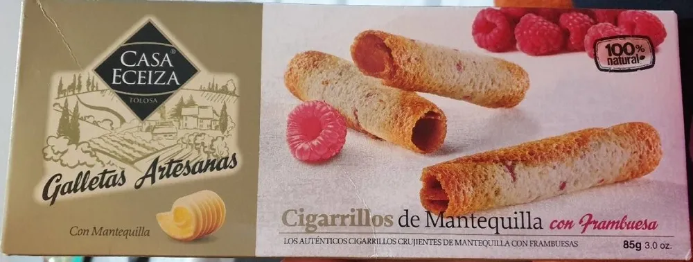 Cigarrillos de mantequilla con frambuesa