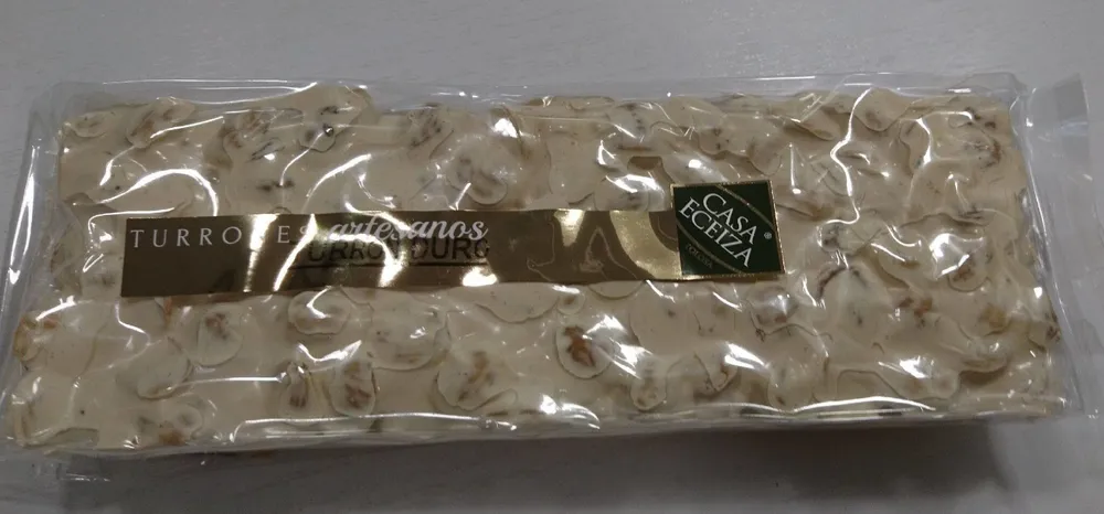 Turrón duro