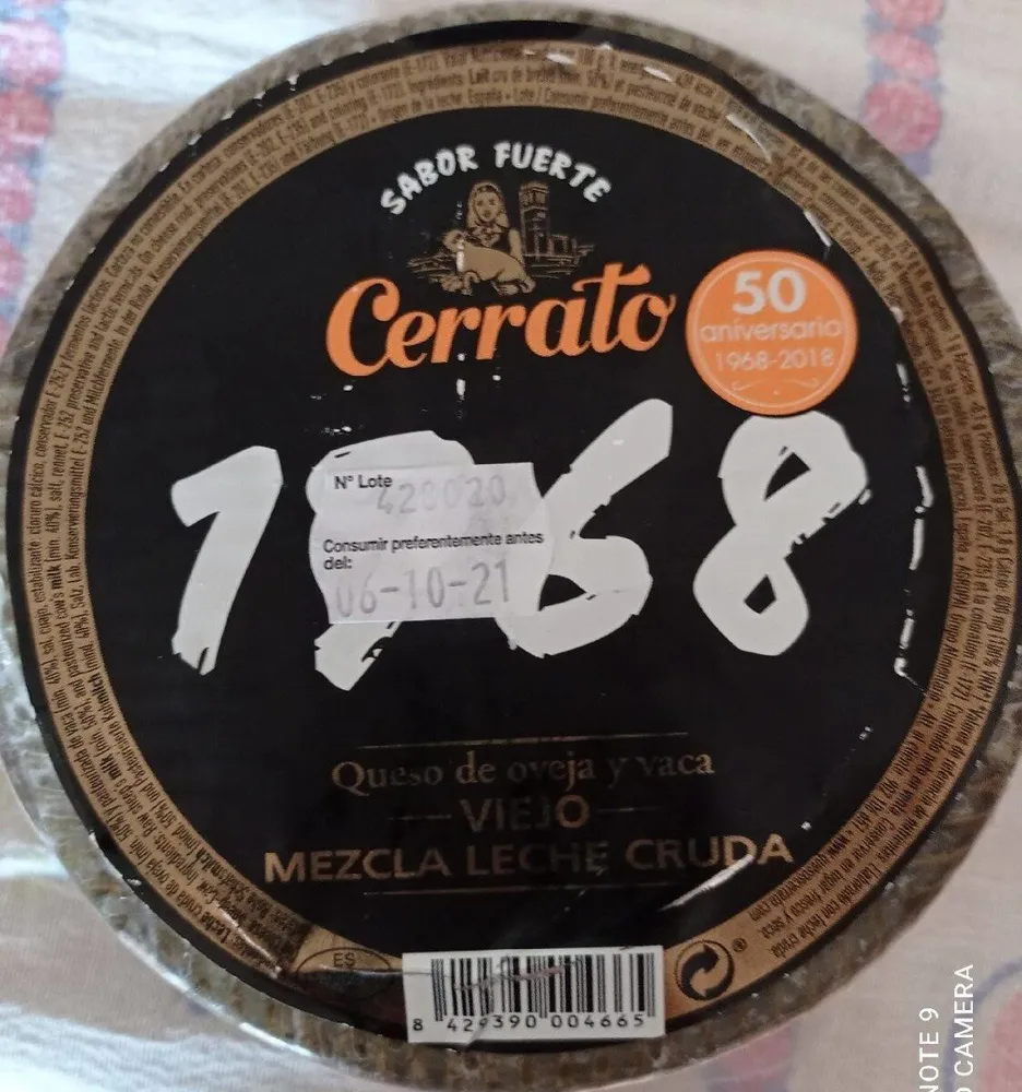 Queso oveja y vaca viejo