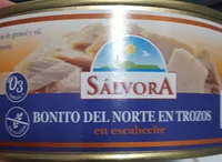Bonito del Norte en trozos en escabeche.