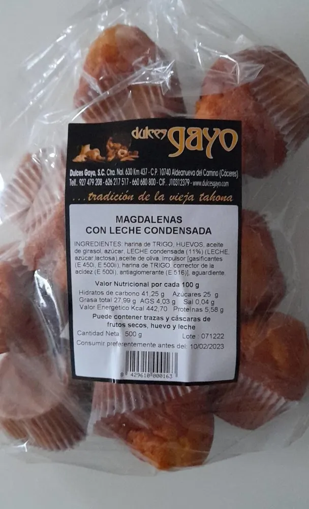 Magdalenas con leche condensada
