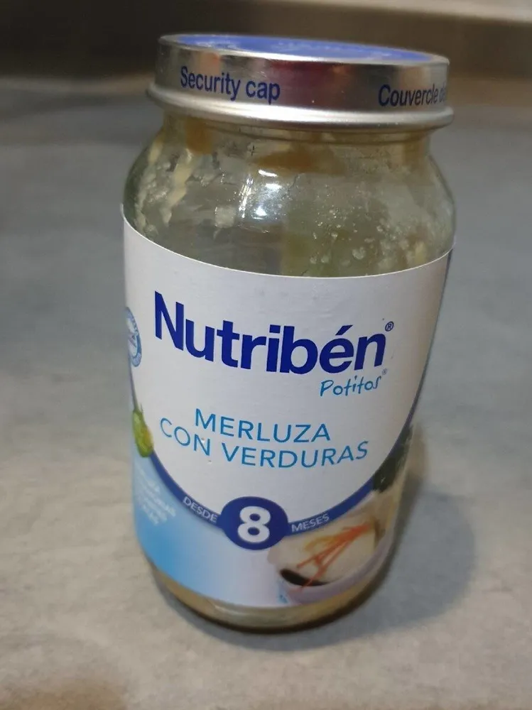 Potito nutriben merluza con verduras