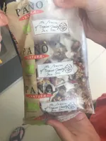 Mezcla frutos del bosque con coco